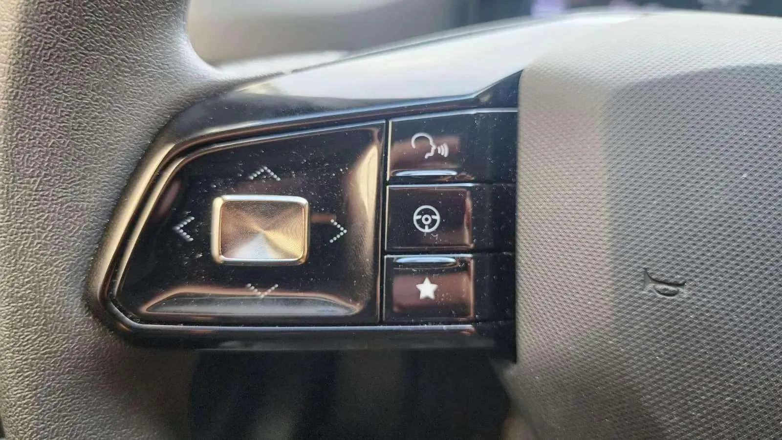 MG4 51kWh Standard - foto 13