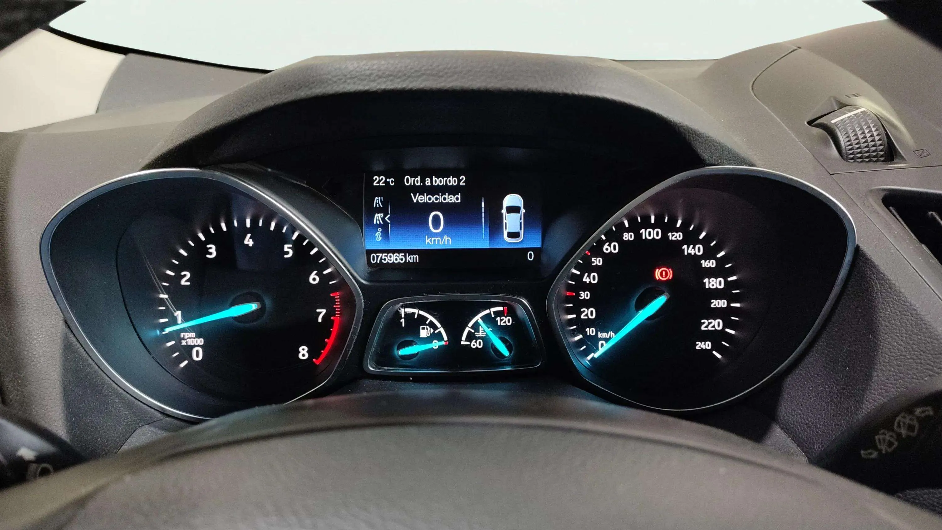 Ford Kuga 1.5 EcoBoost 4x2 Trend - foto 7