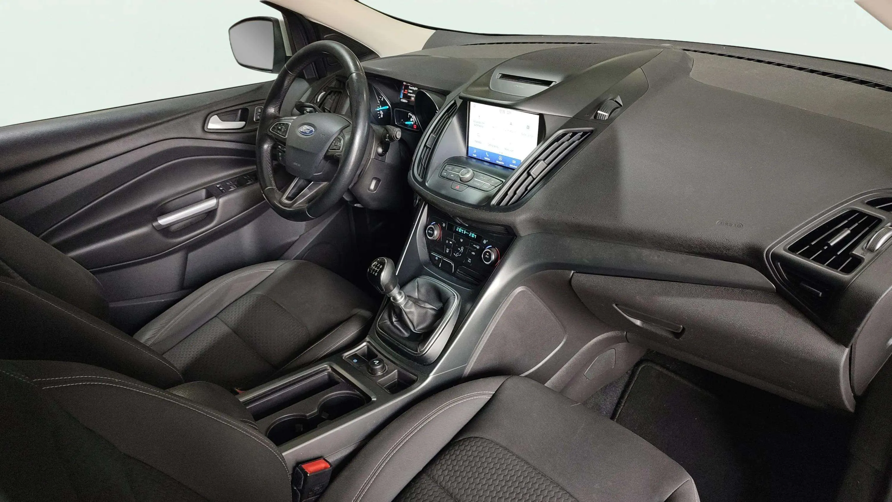 Ford Kuga 1.5 EcoBoost 4x2 Trend - foto 19