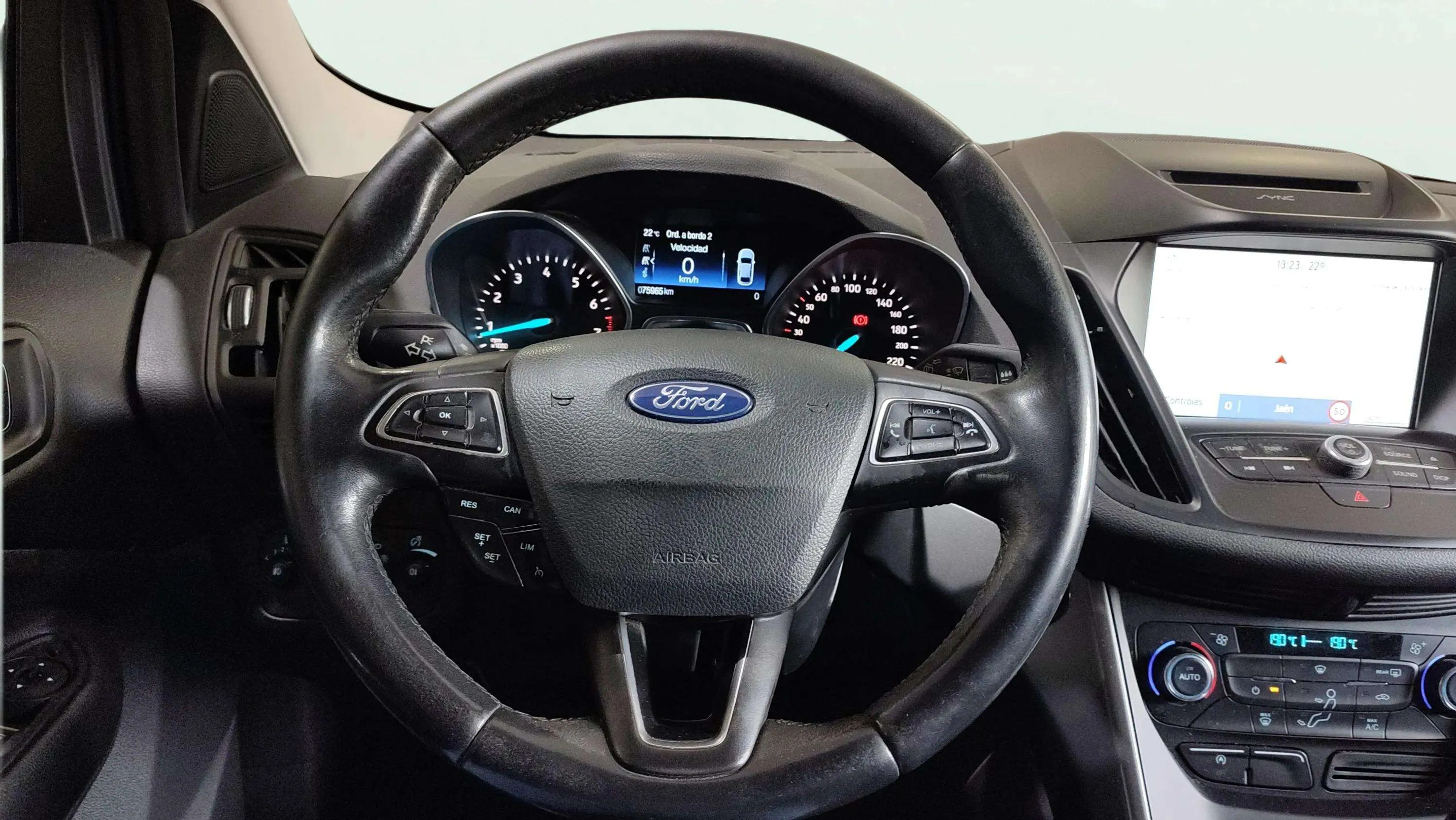 Ford Kuga 1.5 EcoBoost 4x2 Trend - foto 8