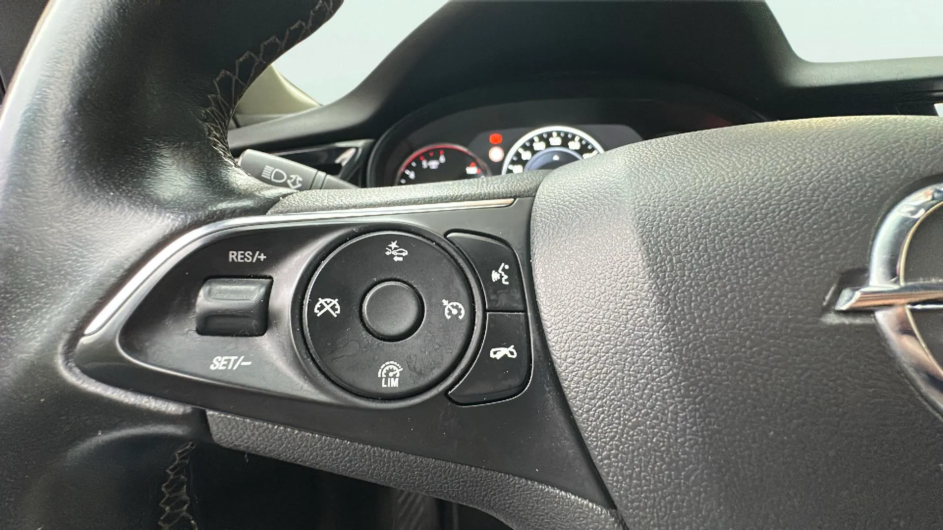 Opel Insignia GS 1.6 CDTi Turbo D Business - foto 22