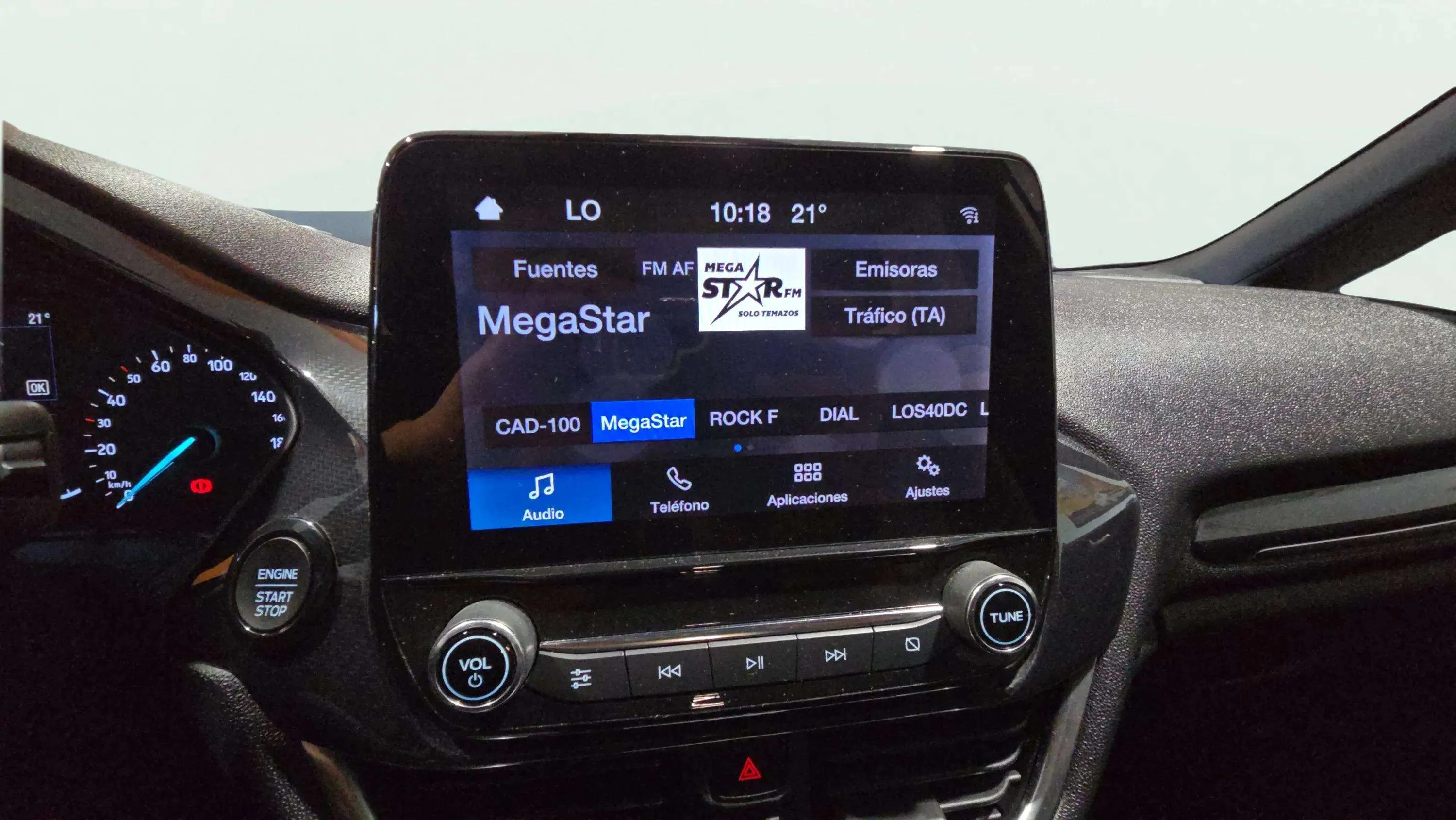 Ford Fiesta 1.0 EcoBoost MHEV ST-Line - foto 19