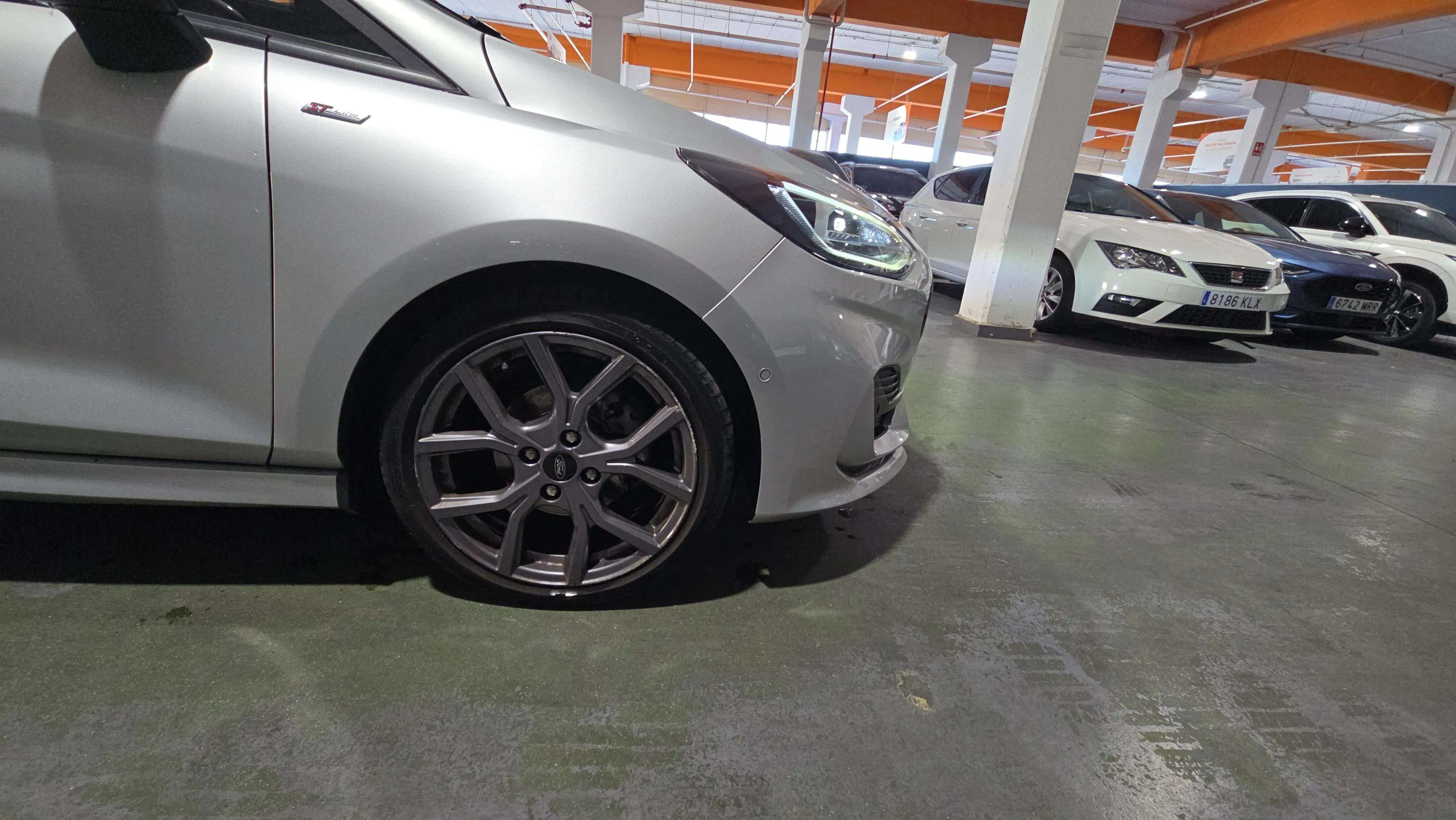 Ford Fiesta 1.0 EcoBoost MHEV ST-Line - foto 17