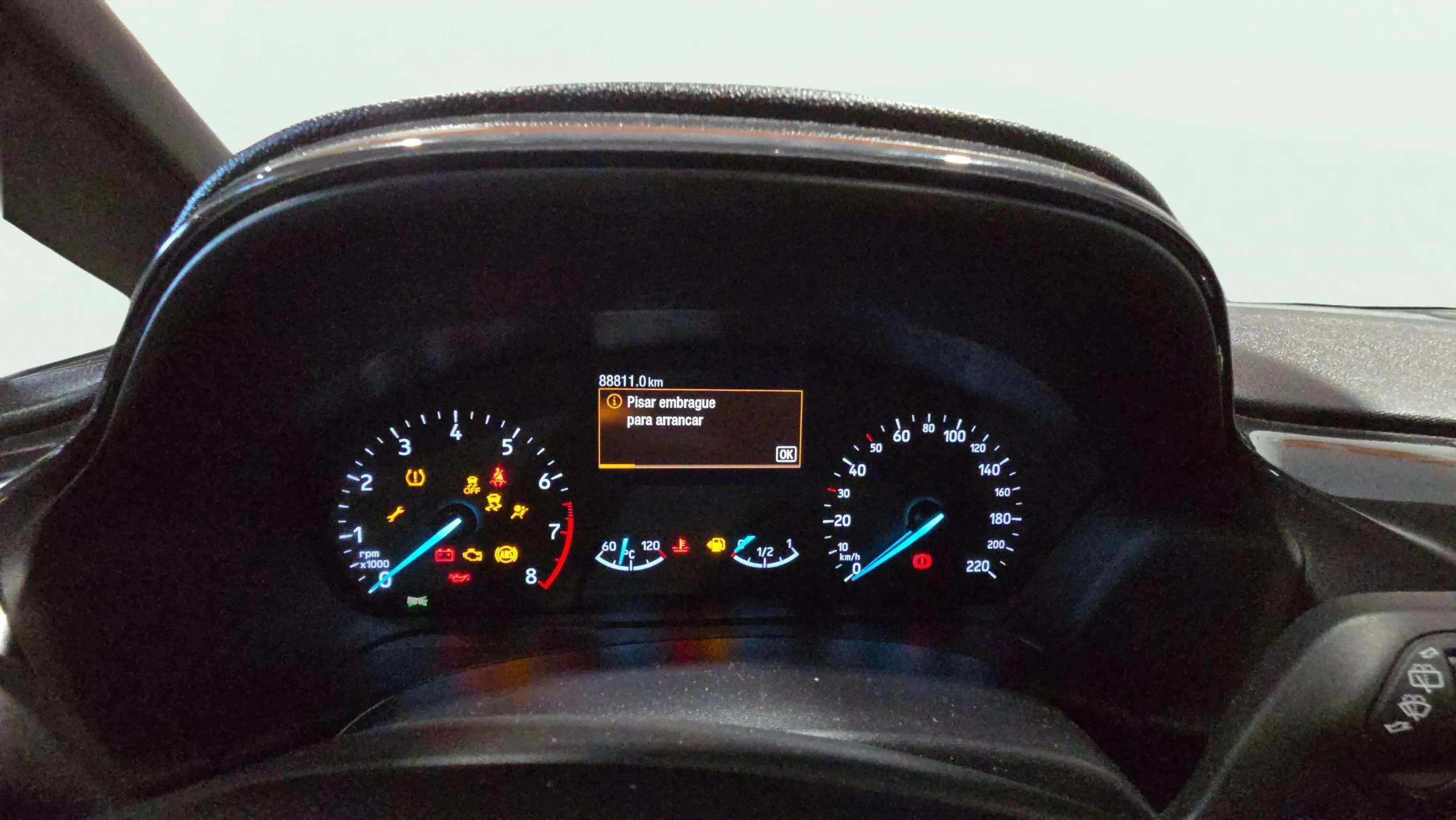 Ford Fiesta 1.0 EcoBoost MHEV ST-Line - foto 12