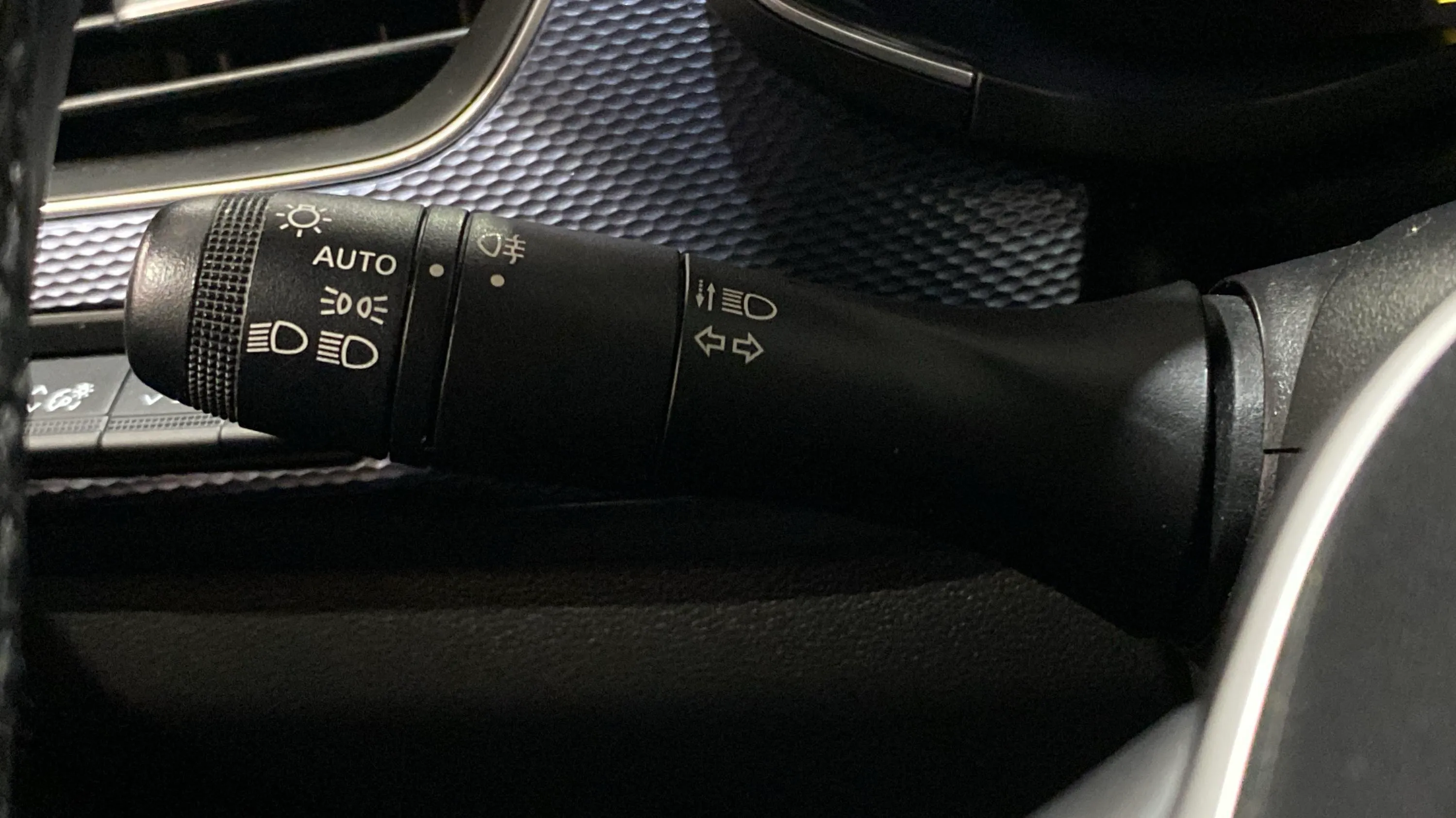 Renault Arkana Evolution TCe EDC mild hybr - foto 21