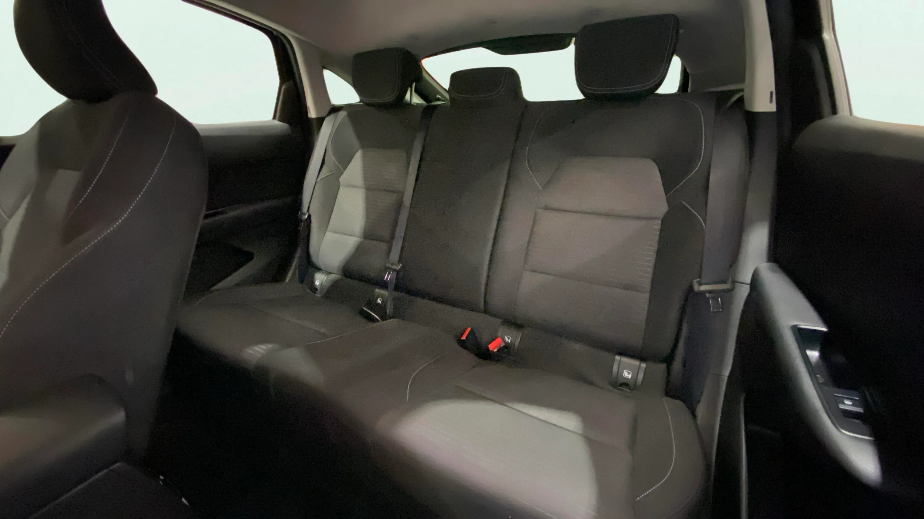 Renault Arkana Evolution TCe EDC mild hybr - foto 13
