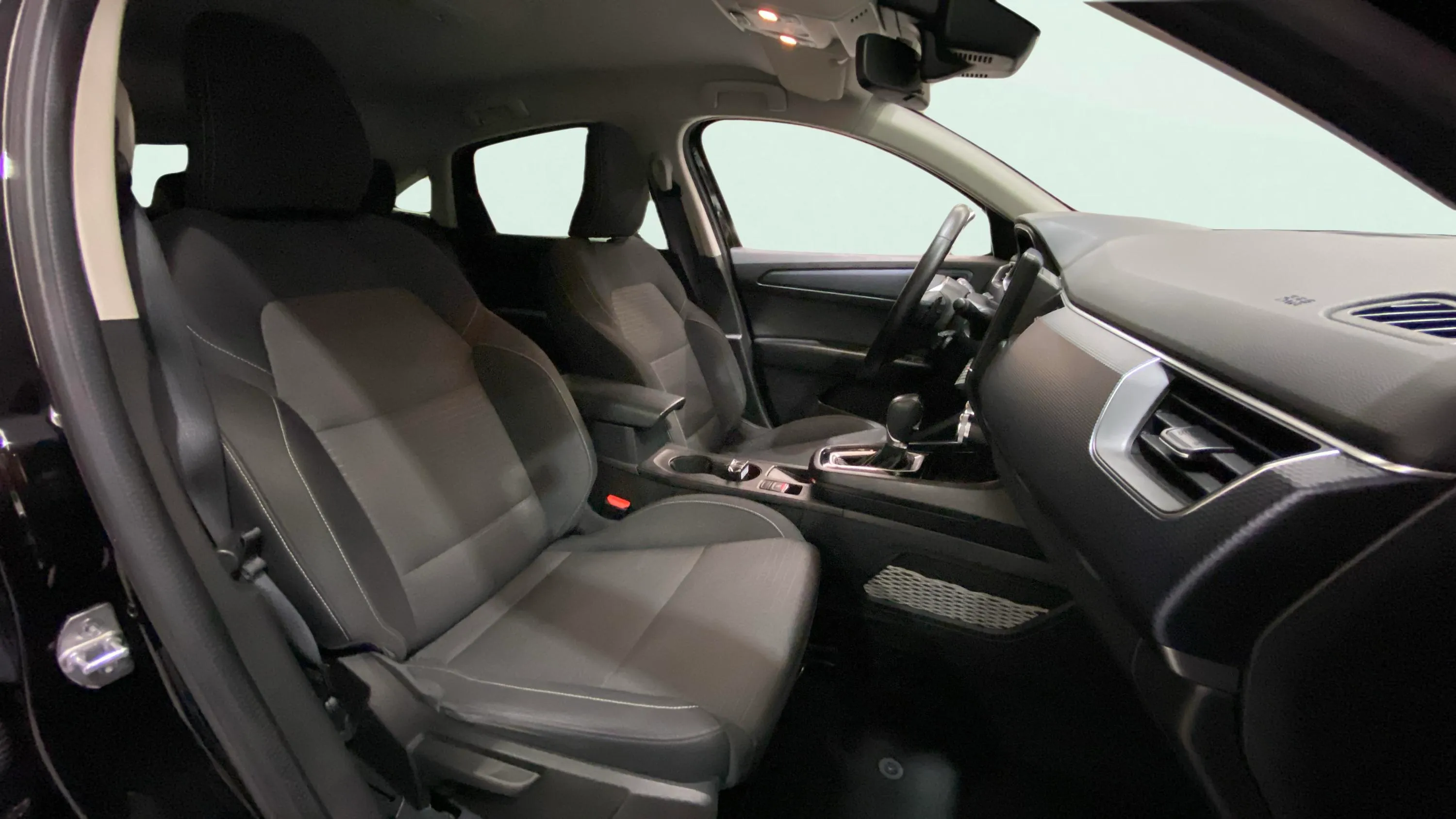 Renault Arkana Evolution TCe EDC mild hybr - foto 12