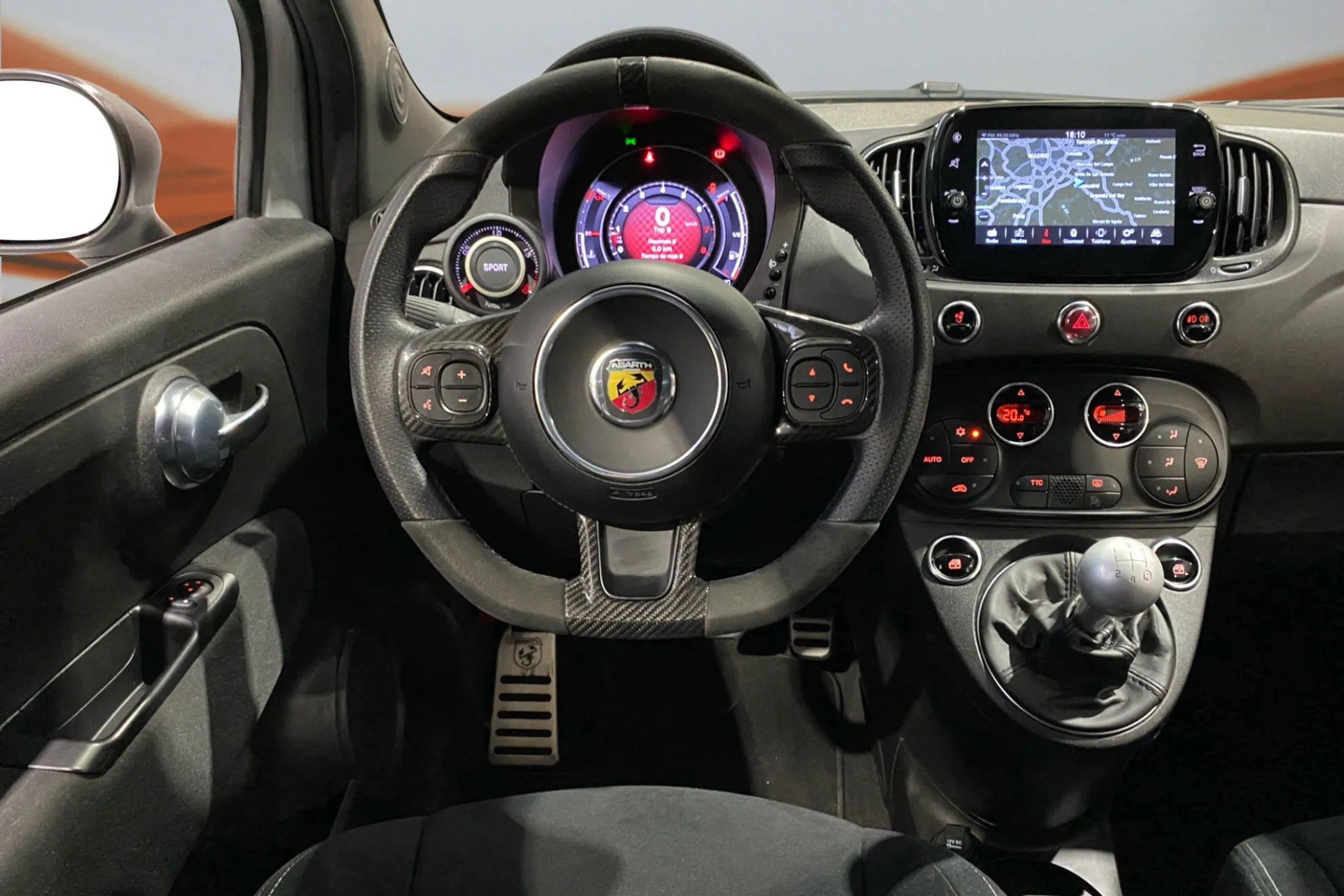 Abarth 500 695 1.4 16v T-Jet - foto 10