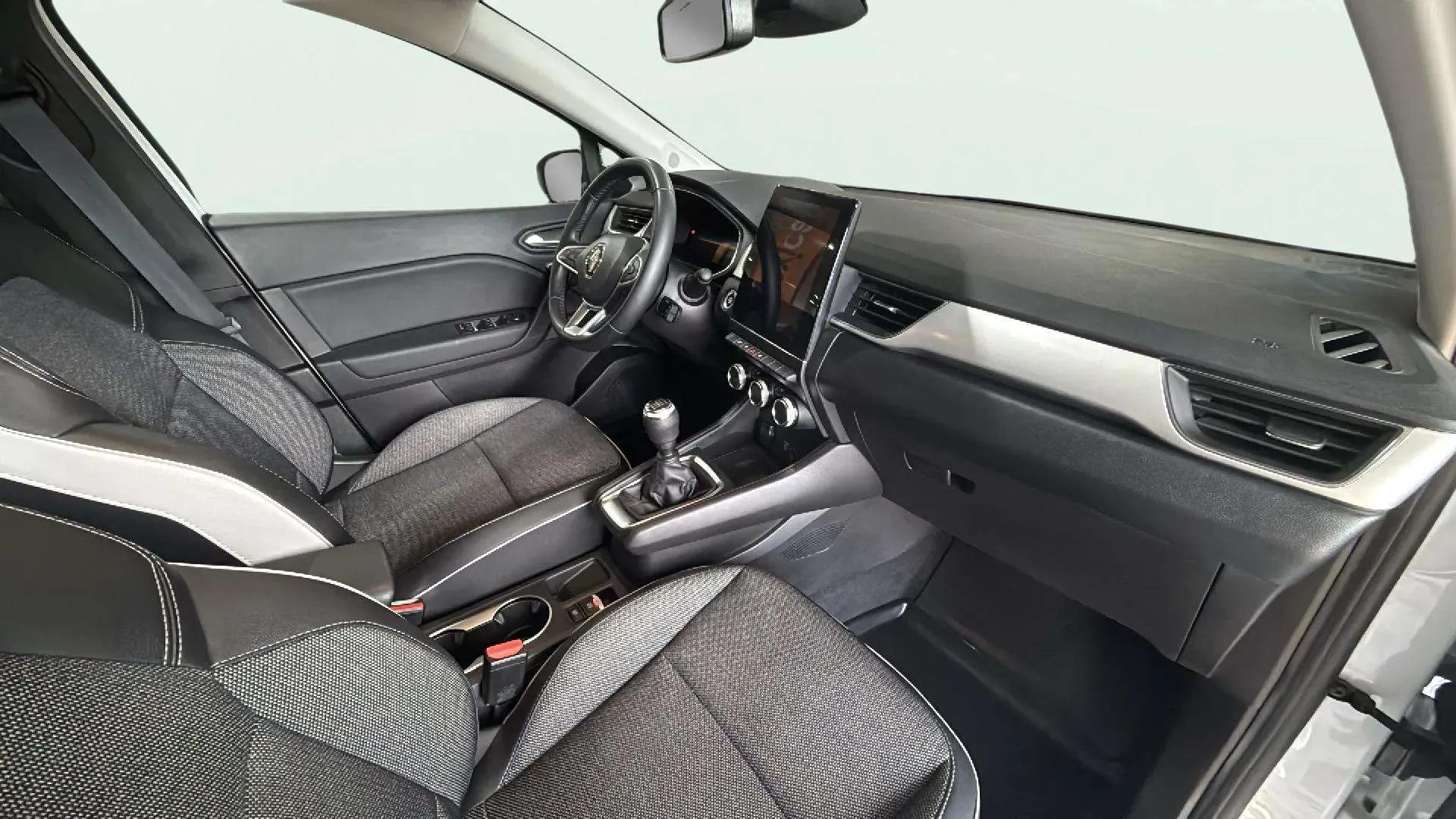 Renault Captur techno TCe EDC GPF - foto 12