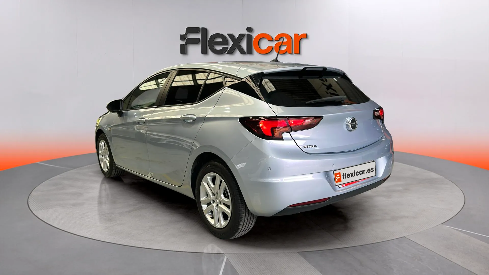 Opel Astra 1.2T SHL 2020 - foto 4