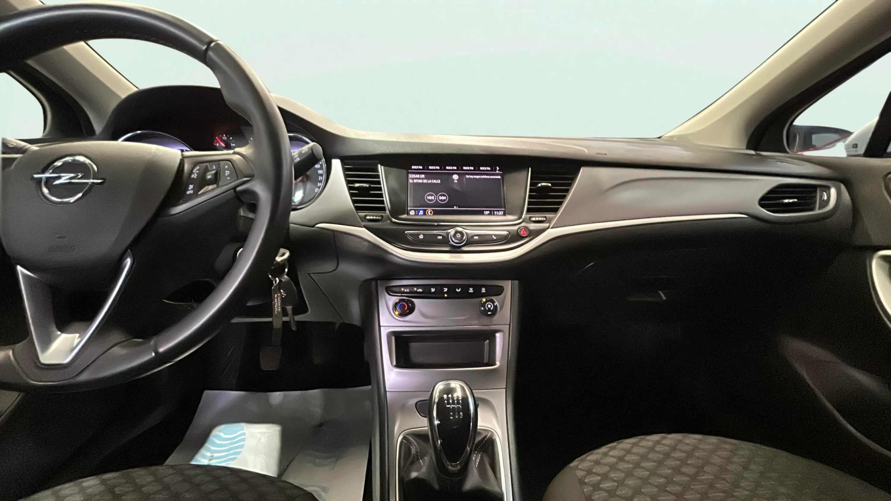 Opel Astra 1.2T SHL 2020 - foto 10