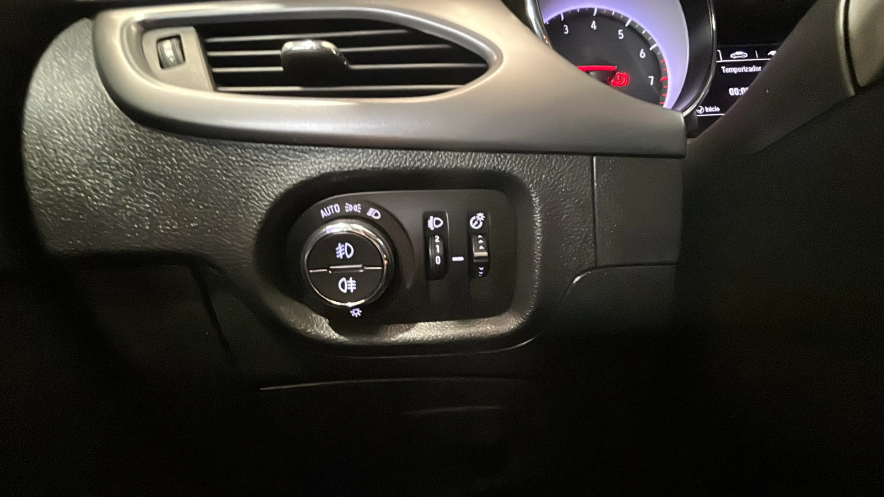Opel Astra 1.2T SHL 2020 - foto 18