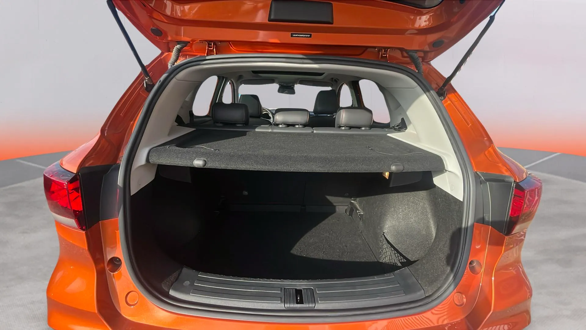 MG ZS 1.0T Luxury - foto 16