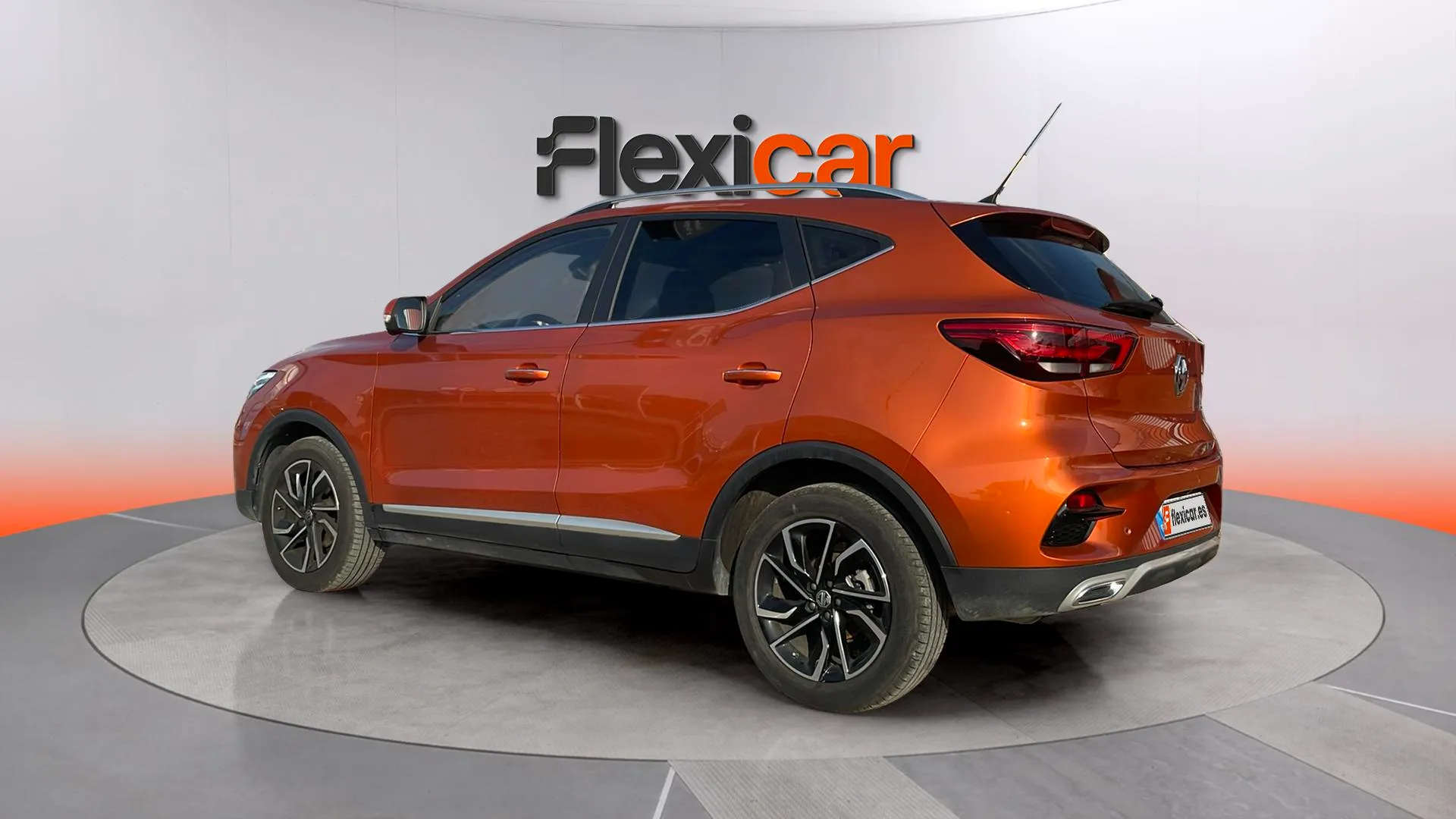 MG ZS 1.0T Luxury - foto 2