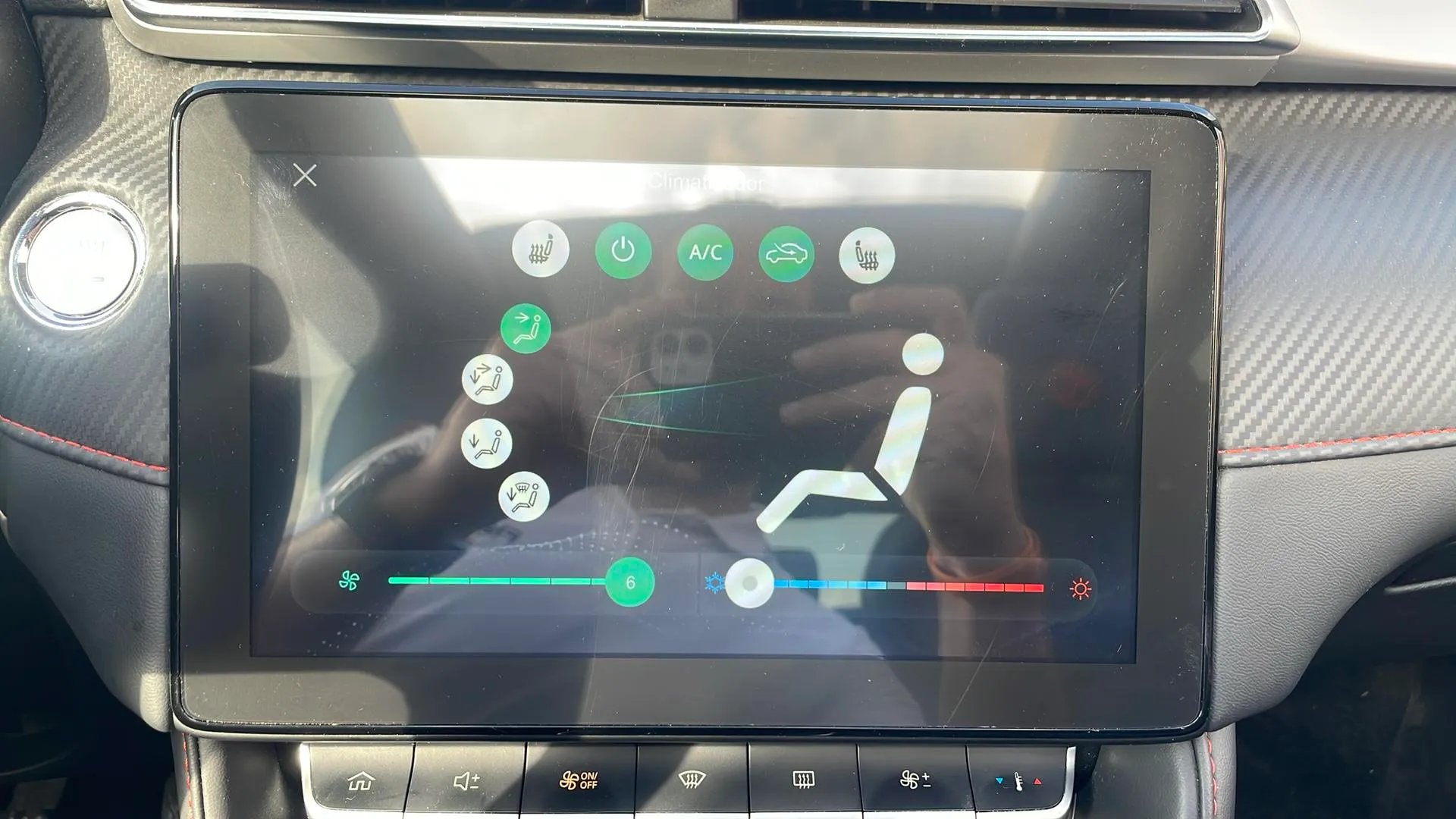MG ZS 1.0T Luxury - foto 31