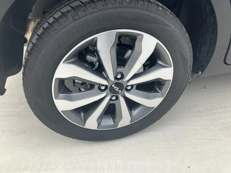 Kia Stonic 1.0 T-GDi MHEV Drive DCT - foto 12