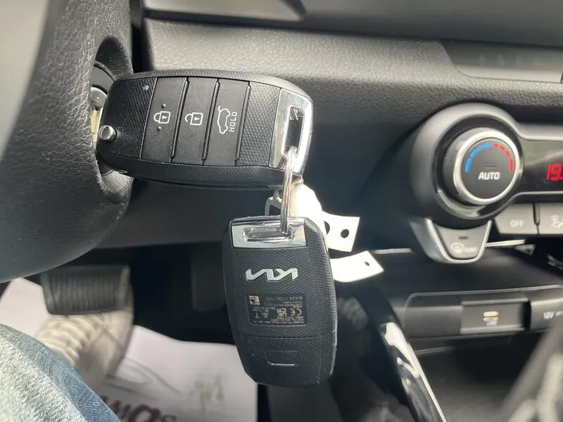Kia Stonic 1.0 T-GDi MHEV Drive DCT - foto 30