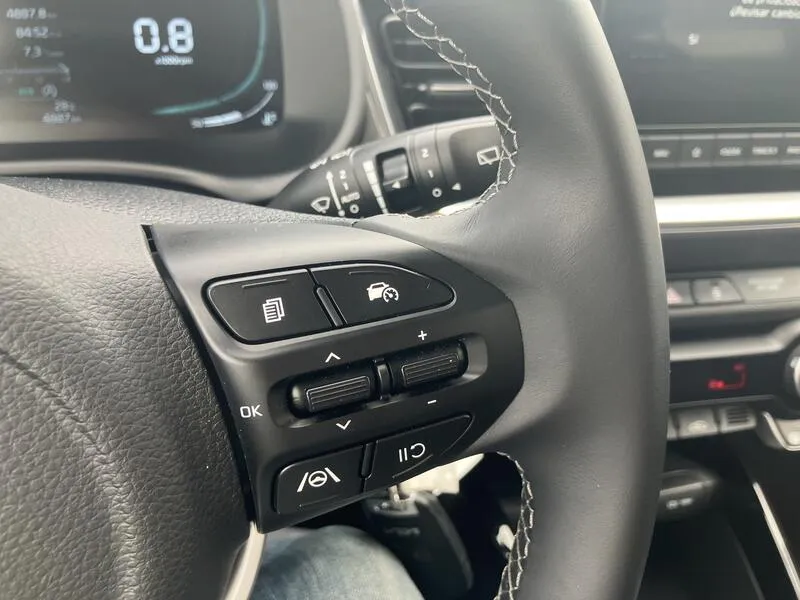 Kia Stonic 1.0 T-GDi MHEV Drive DCT - foto 28