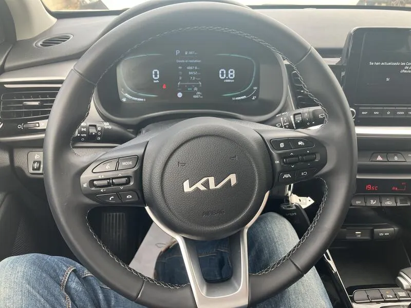 Kia Stonic 1.0 T-GDi MHEV Drive DCT - foto 26