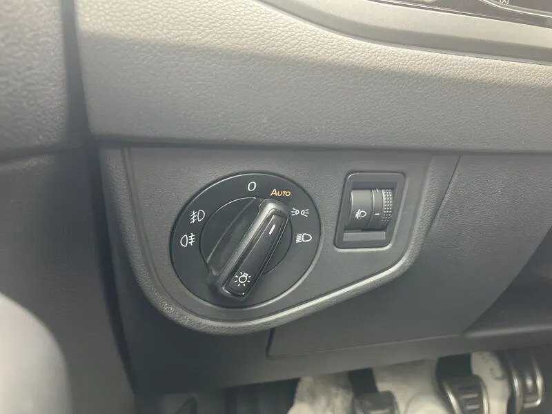 Volkswagen Polo R-Line 1.0 TSI - foto 29