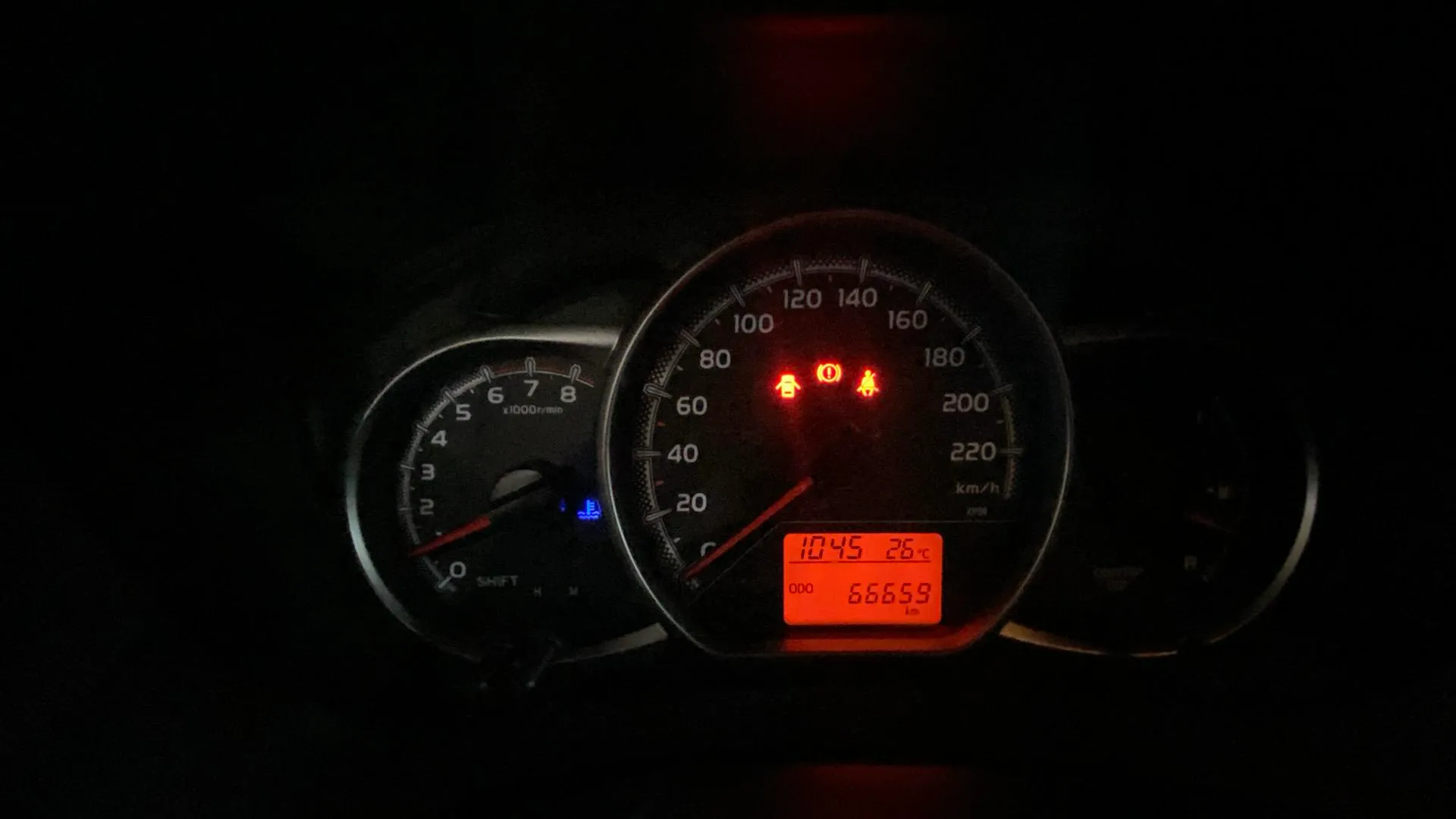 Toyota Yaris 1.0 70 City - foto 12