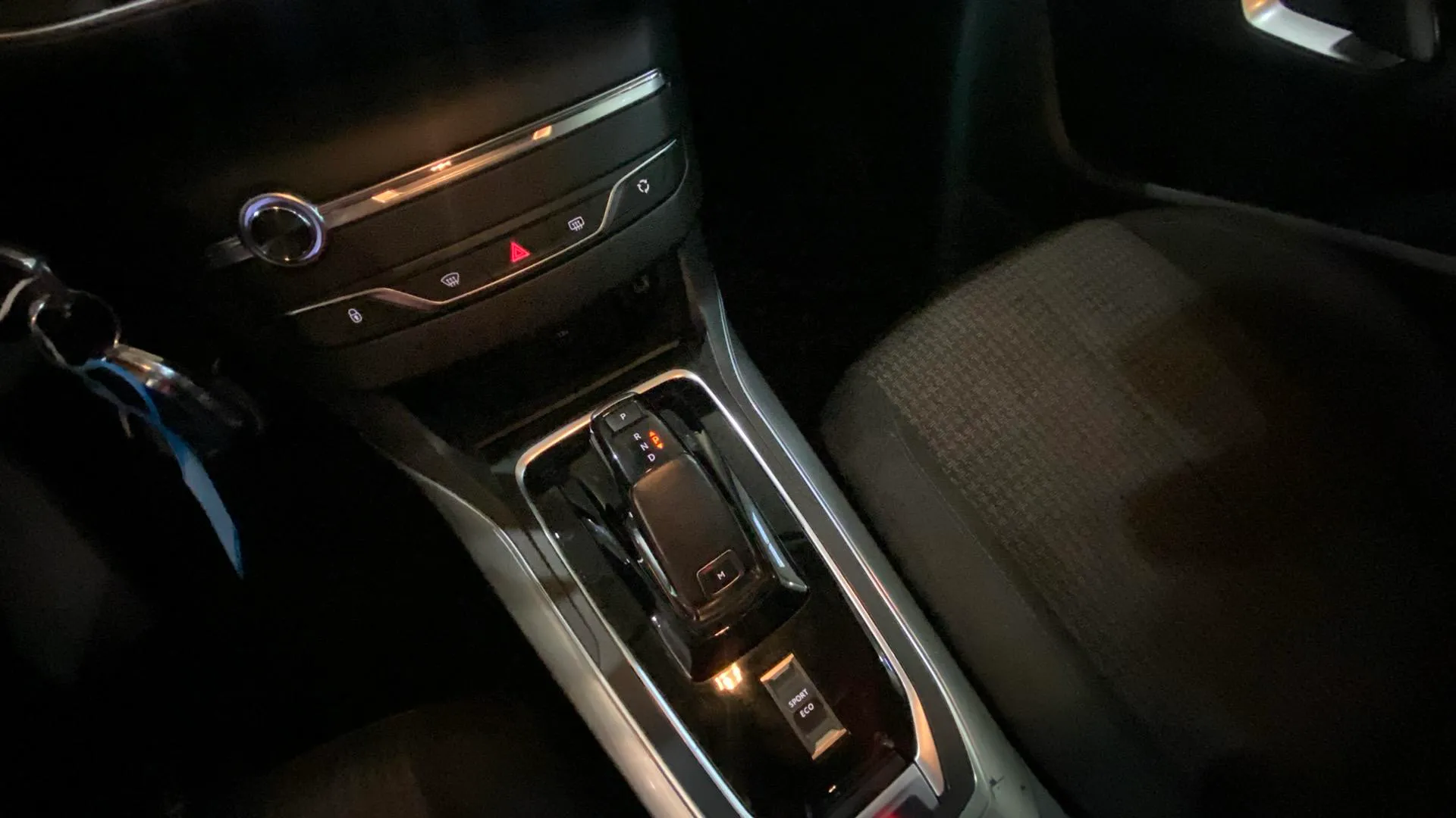 Peugeot 308 Allure 1.5 BlueHDi - foto 11