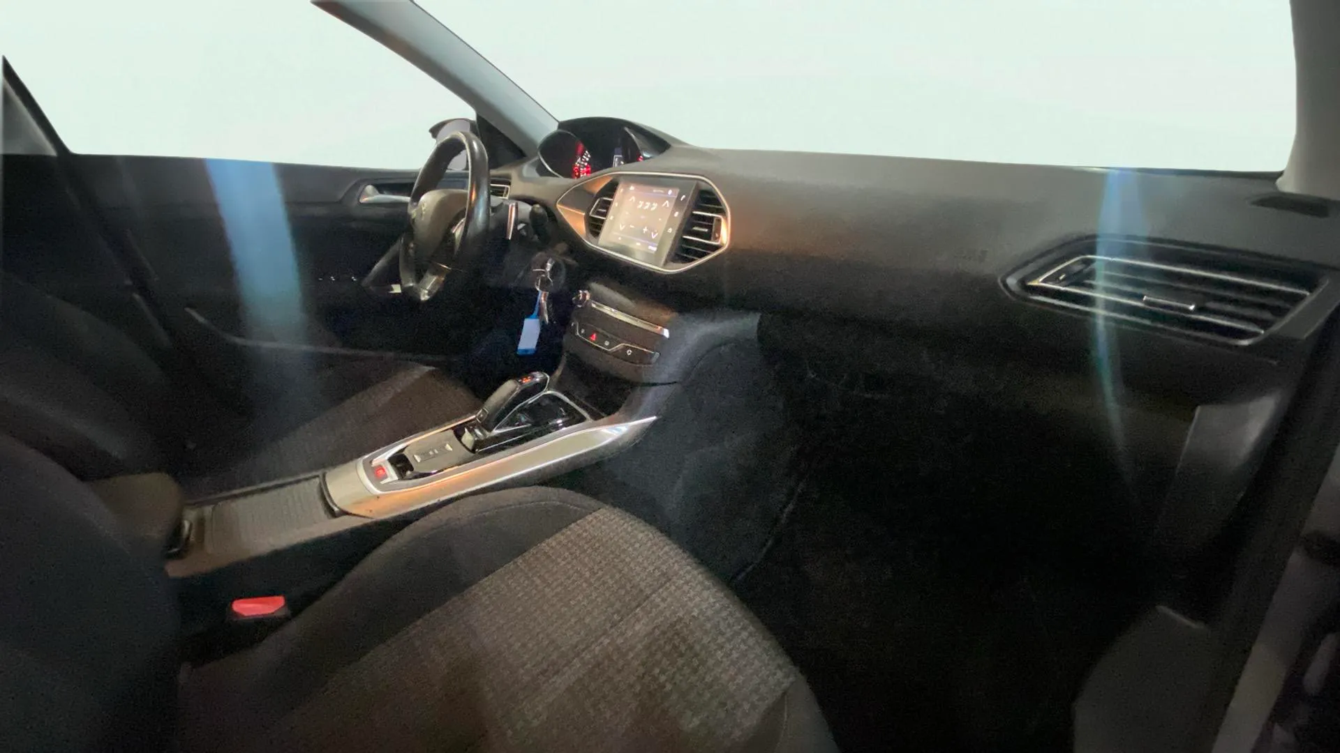 Peugeot 308 Allure 1.5 BlueHDi - foto 20