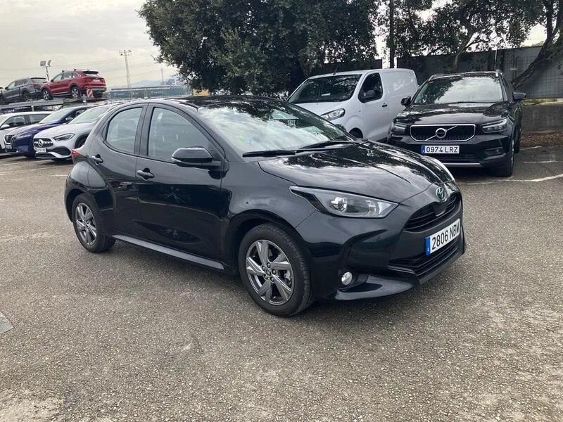 Toyota Yaris 1.5 120H Active Plus - foto 8