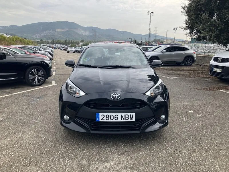 Toyota Yaris 1.5 120H Active Plus - foto 9