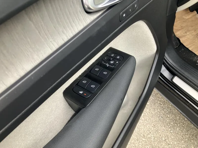 Volvo XC40 1.5 T5 Twin Recharge Inscription - foto 12