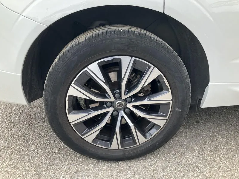 Volvo XC60 2.0 B4 G Inscription - foto 32