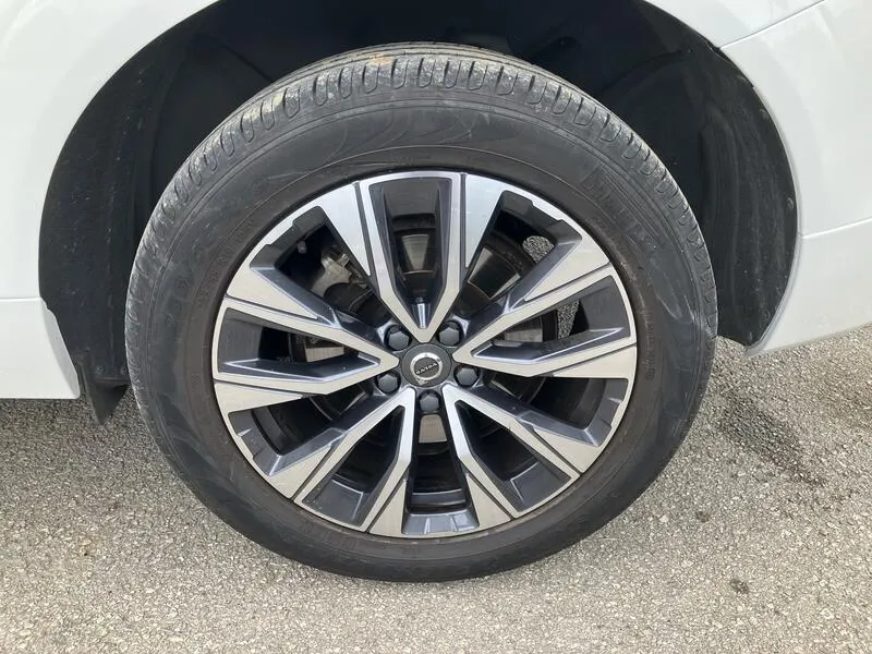 Volvo XC60 2.0 B4 G Inscription - foto 28