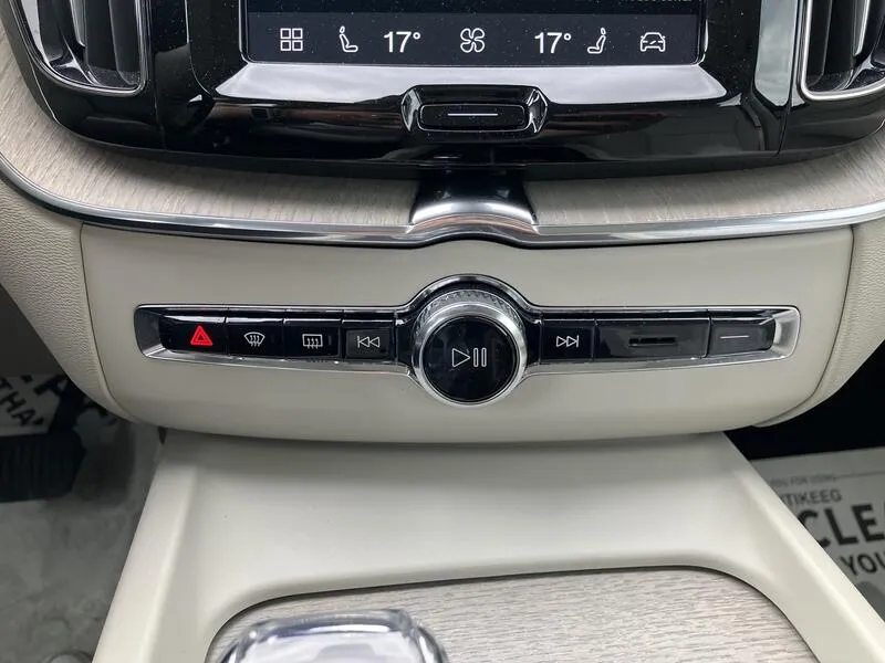 Volvo XC60 2.0 B4 G Inscription - foto 18