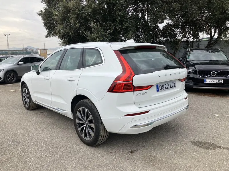 Volvo XC60 2.0 B4 G Inscription - foto 4