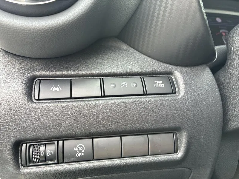 Nissan Juke DIG-T DCT N-Connecta - foto 17