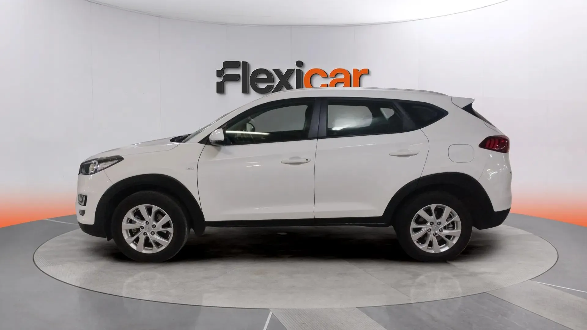 Hyundai Tucson 1.6 CRDi Klass 4x2 - foto 3