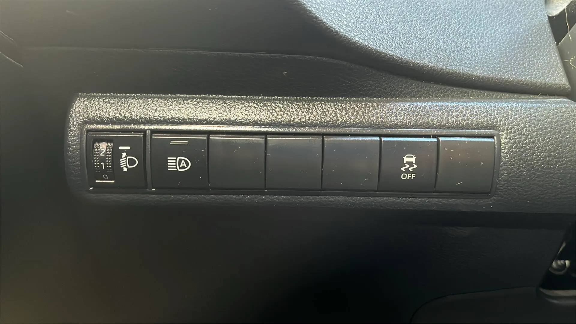 Toyota Corolla 1.8 125H Active Tech E-CVT TOU Sport - foto 16