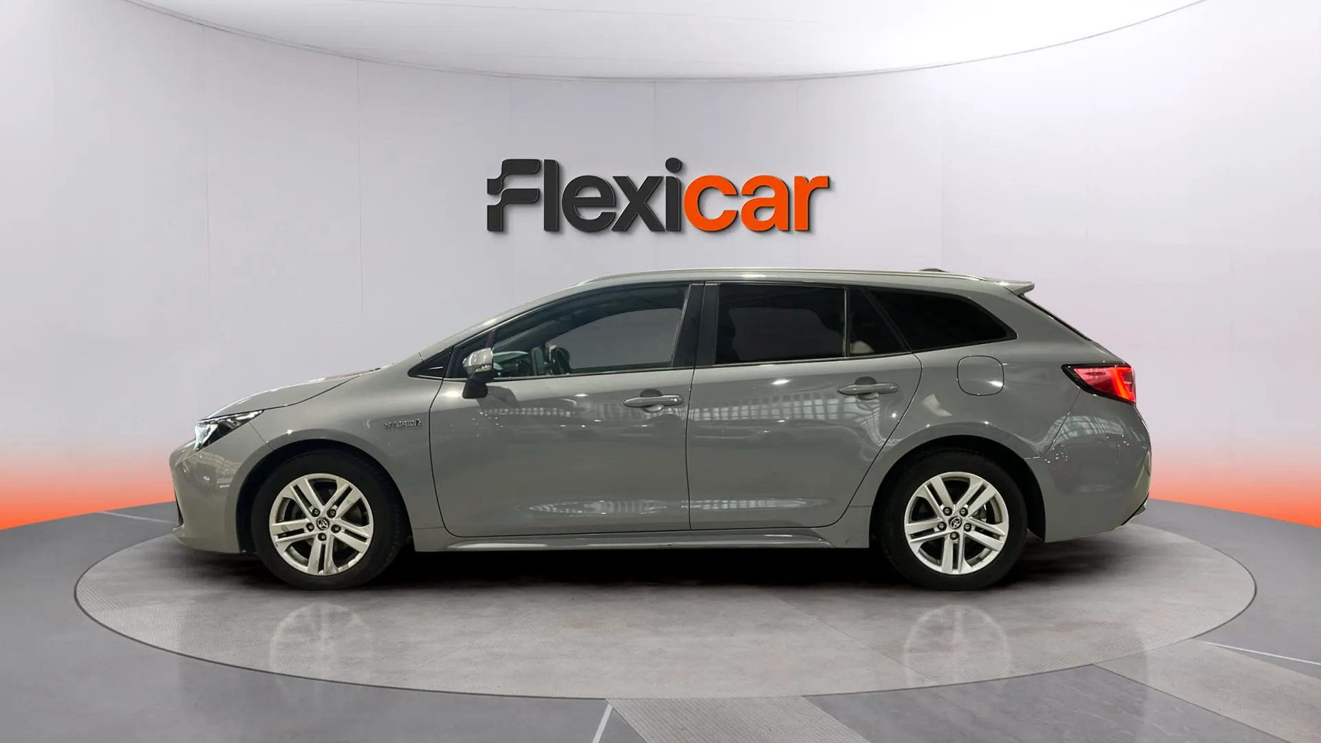 Toyota Corolla 1.8 125H Active Tech E-CVT TOU Sport - foto 5