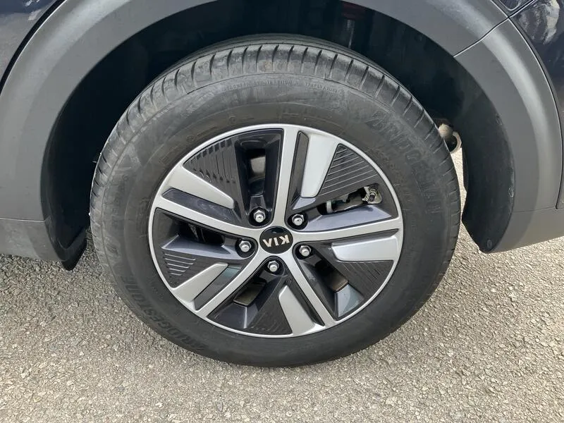 Kia Niro 1.6 GDi HEV Drive - foto 28