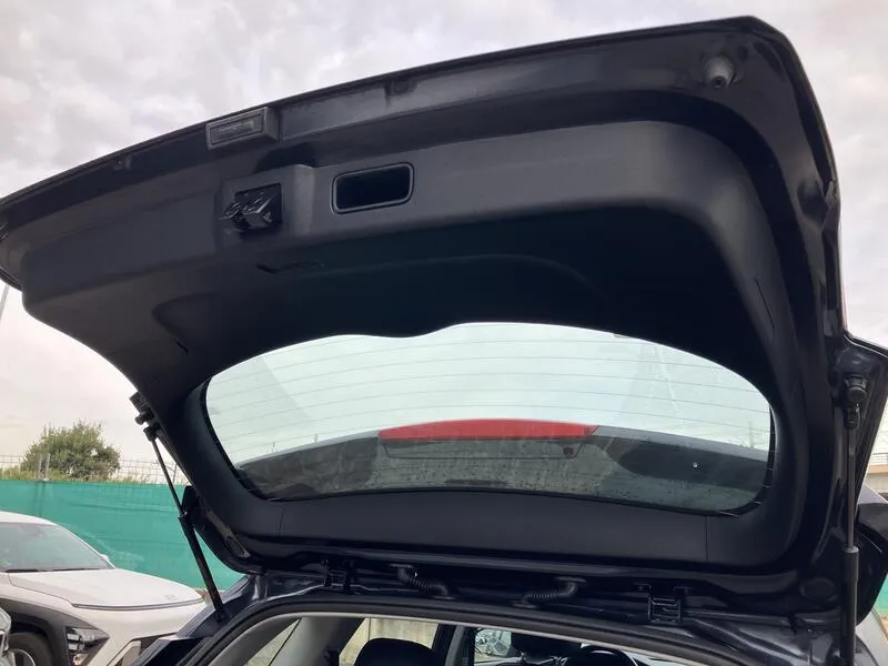 Kia Niro 1.6 GDi HEV Drive - foto 31