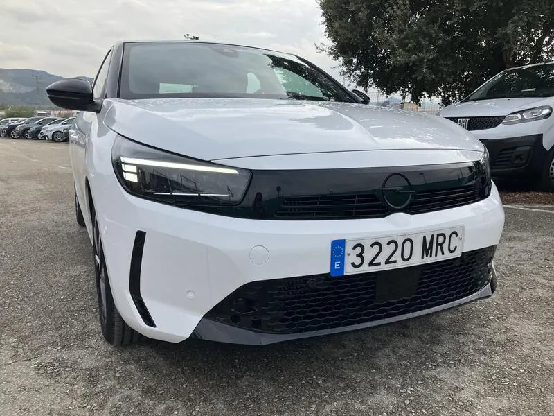 Opel Corsa 1.2T XHL GS - foto 39