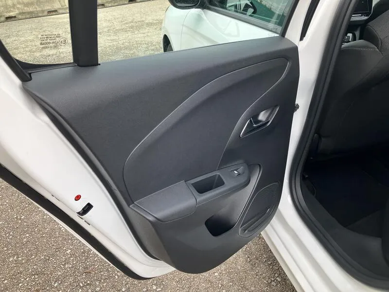 Opel Corsa 1.2T XHL GS - foto 29