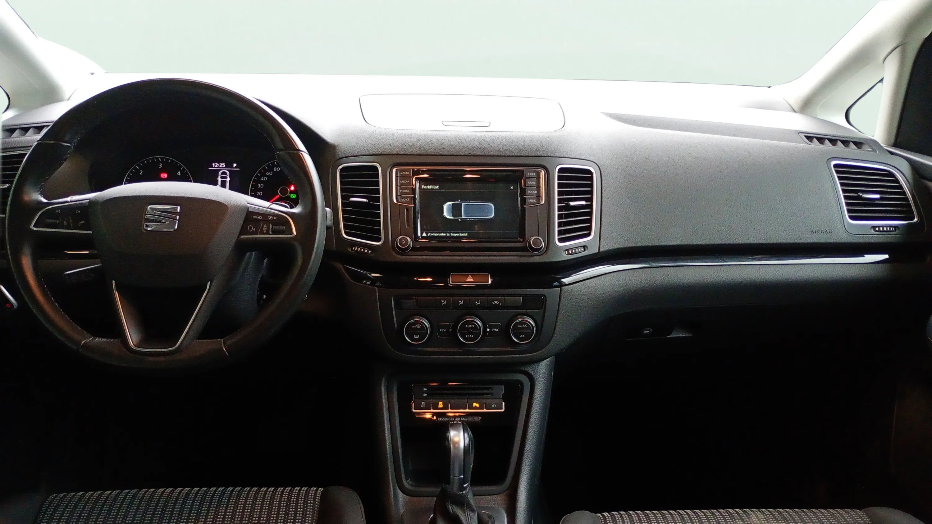 SEAT Alhambra 2.0 TDI DSG Style - foto 11