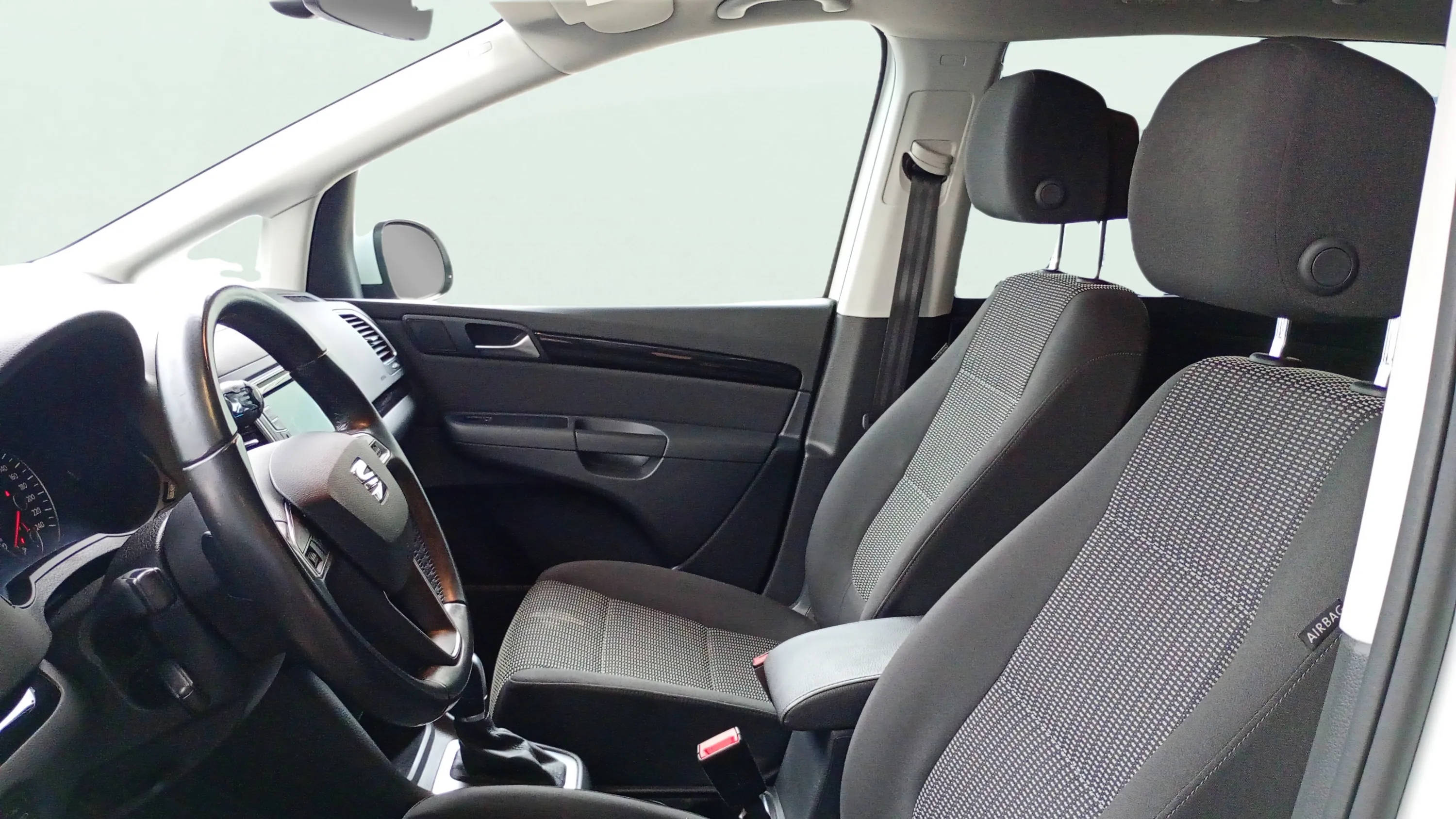 SEAT Alhambra 2.0 TDI DSG Style - foto 10