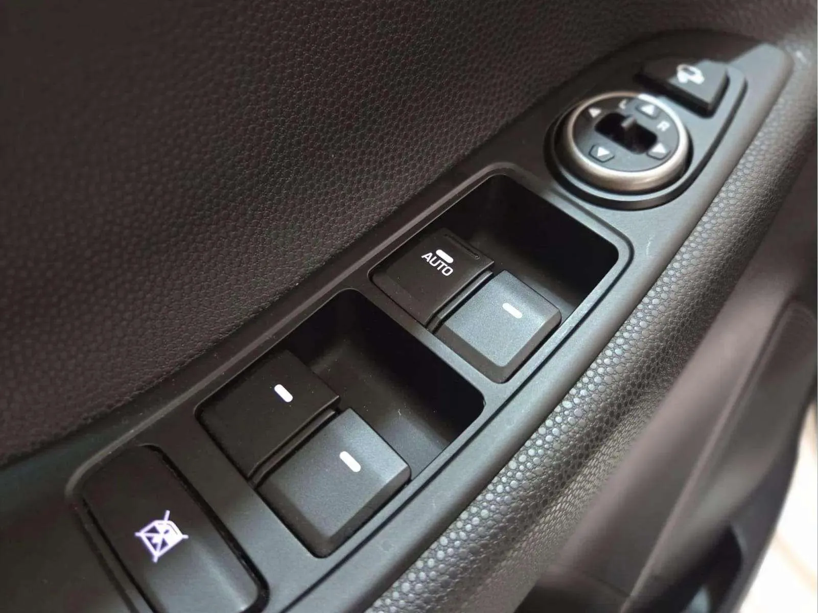 Hyundai i20 1.0 T-GDi Drive Skate - foto 27