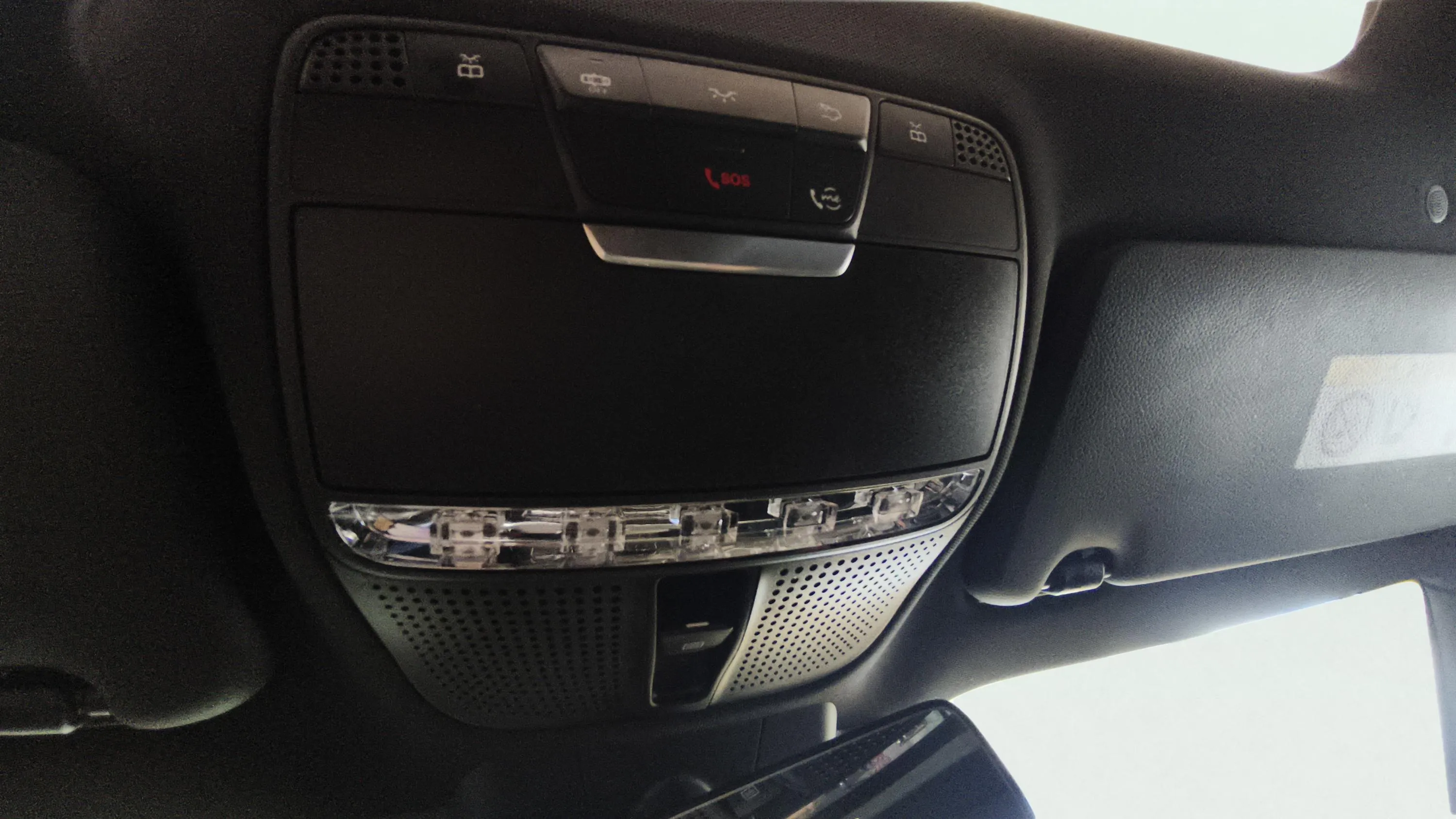Mercedes-Benz Clase E Coupé E 220 d - foto 22