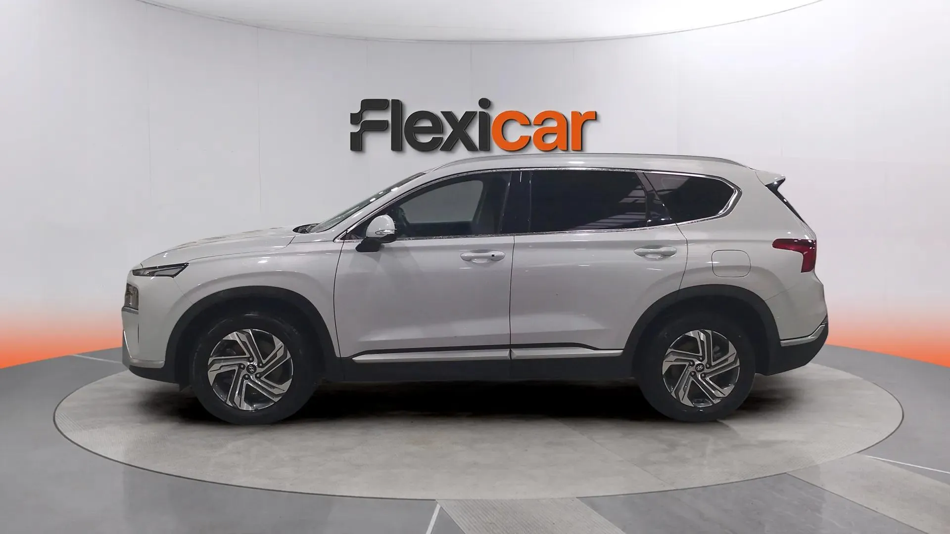 Hyundai Santa Fe 2.2 CRDi Style DCT 4x4 - foto 9