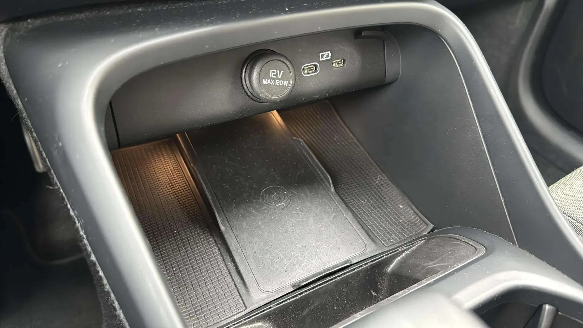 Volvo XC40 2.0 B3 G Core - foto 19