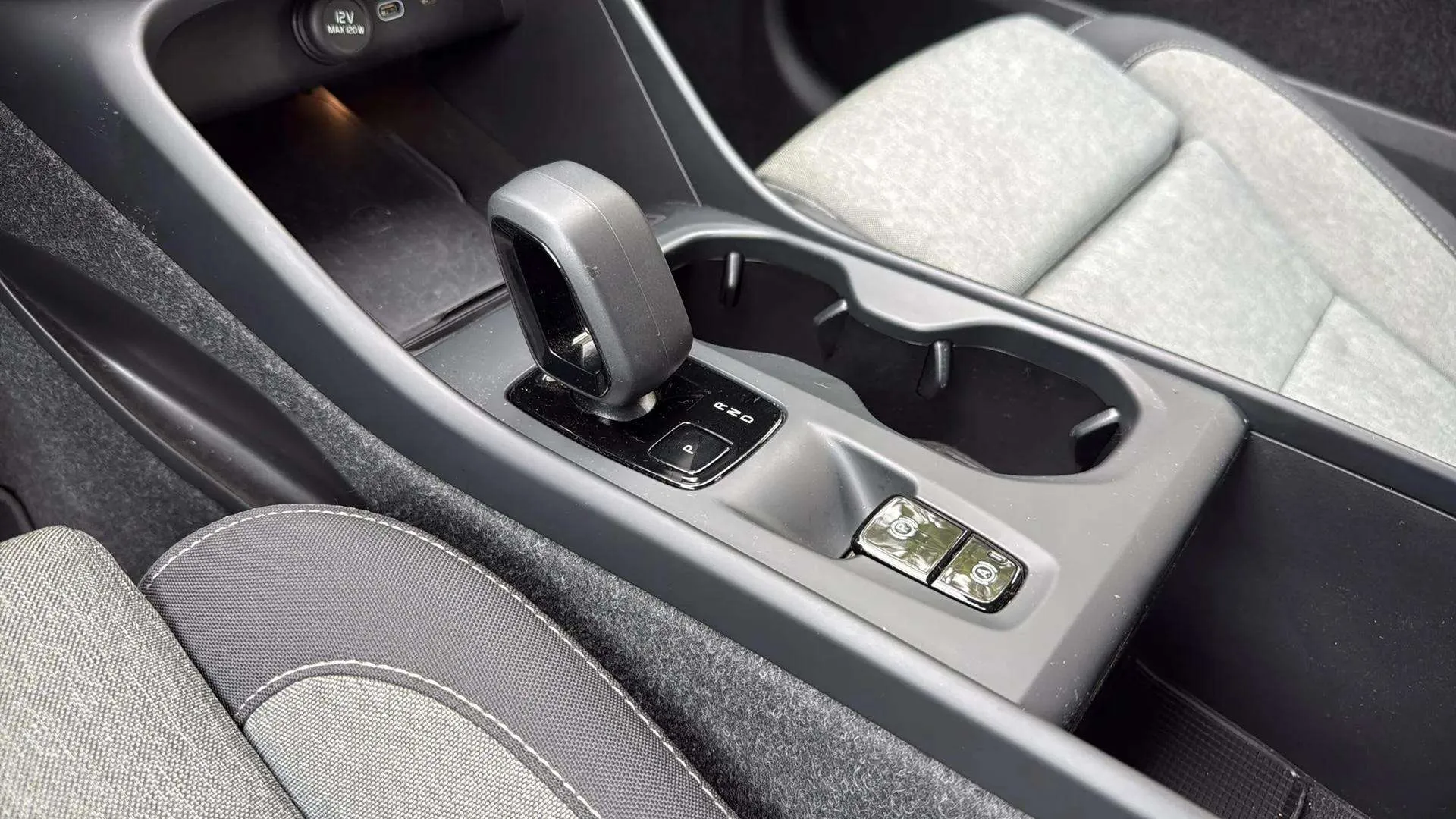 Volvo XC40 2.0 B3 G Core - foto 14