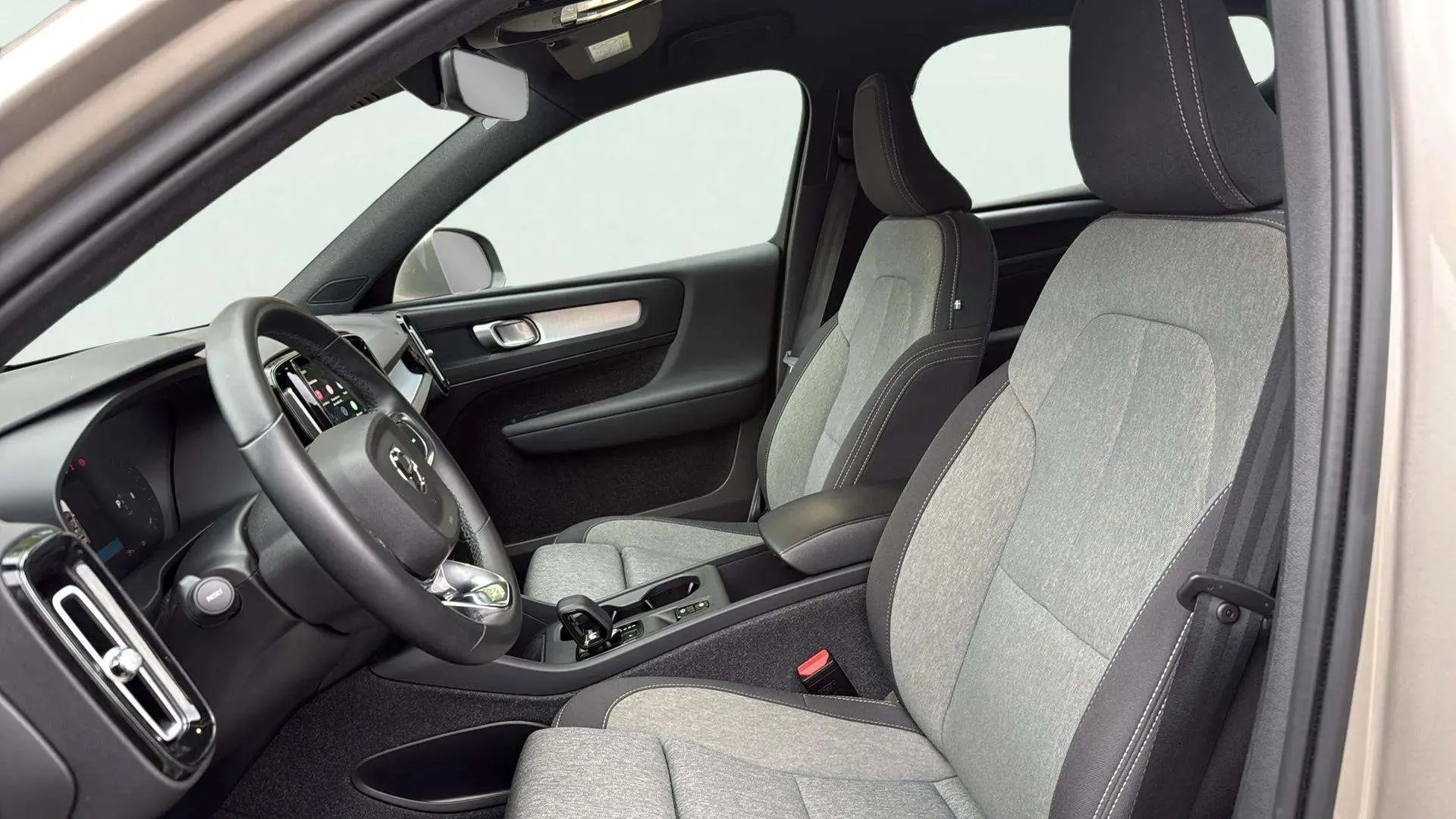 Volvo XC40 2.0 B3 G Core - foto 16